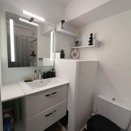 Superbe Appartement Proche De La Plage Sete Exterior photo