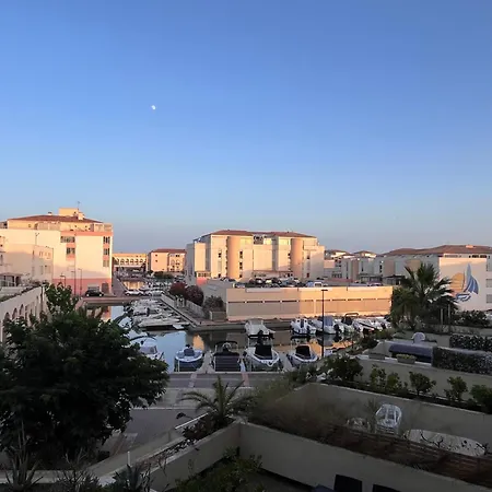 Superbe Appartement Proche De La Plage Sete Exterior photo